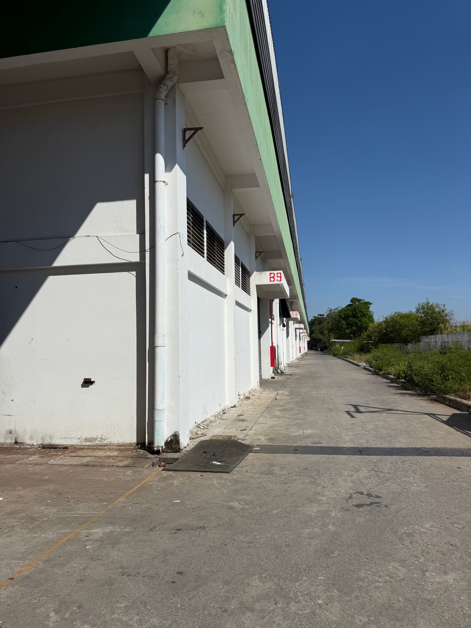 For Rent, 🏗 FACTORY 📐 Land Area: 10 Rai | Total Area: Approx. 16,000 sq.m. 🟪 Purple Zone📍 Bang Pakong, Chachoengsao – รูปที่ 4