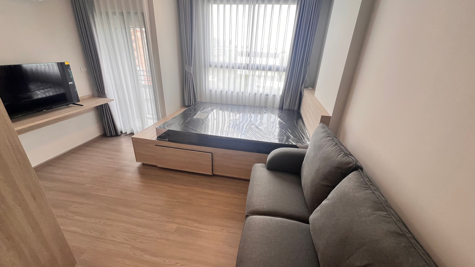 🔥 FOR RENT | THE MUVE Bangwa
✨ ห้อง 1 Bedroom ขนาดกำลังดี บนทำเลบางหว้า ใกล้ Interchange BTS + MRT + Siam University 📍 THE MUVE Bangwa | เดอะ มูฟ บางหว้า 🔥 FOR RENT | THE MUVE Bangwa
✨ ห้อง 1 Bedroom ขนาดกำลังดี บนทำเลบางหว้า ใกล้ Interchange BTS + MRT + Siam University 📍 THE MUVE Bangwa | เดอะ มูฟ บางหว้า