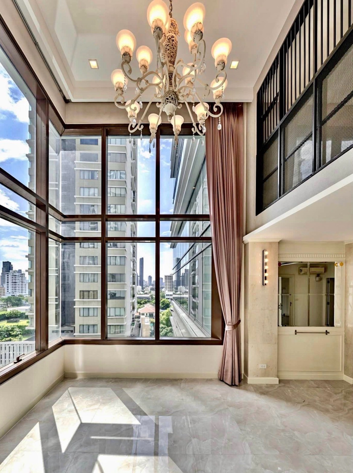 Emporio Place 3 bedroom 85k Emporio Place 3 bedroom 85k