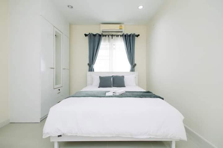 The Urbana 3 ทาวน์เฮาส์ ต.ท่าศาลา ใกล้ รร.นานาชาติ 4 แห่ง บ้านตกแต่งสวย ห้องนั่งเล่นกว้าง เฟอร์นิเจอร์และเครื่องใช้ไฟฟ้าพร้อม – รูปที่ 4