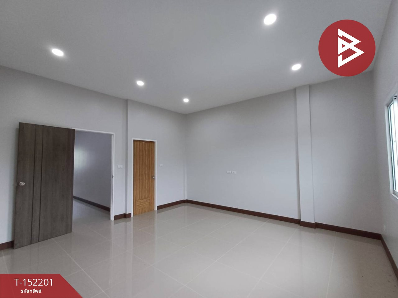 ขายทาวน์เฮ้าส์ 2 ชั้น เนื้อที่ 18.3 ตร.วา ลาดใหญ่ สมุทรสงคราม – รูปที่ 4