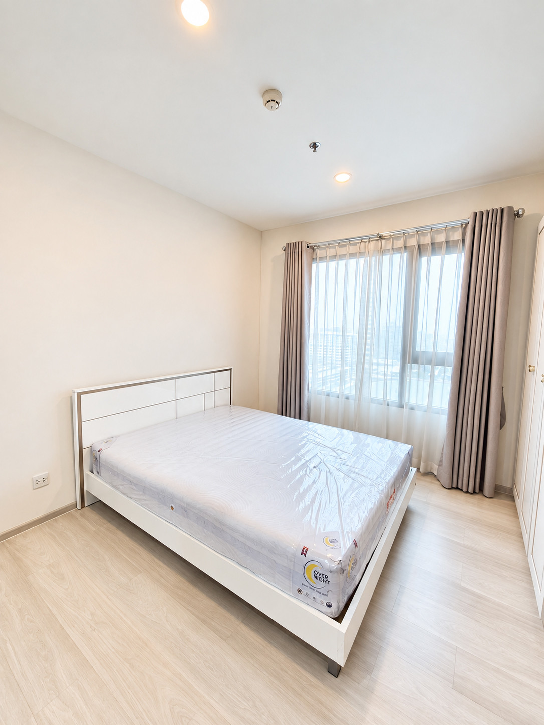 🏢 ปล่อยเช่าคอนโด Life Asoke | ใกล้ MRT เพชรบุรี✨ 🏢 ปล่อยเช่าคอนโด Life Asoke | ใกล้ MRT เพชรบุรี✨