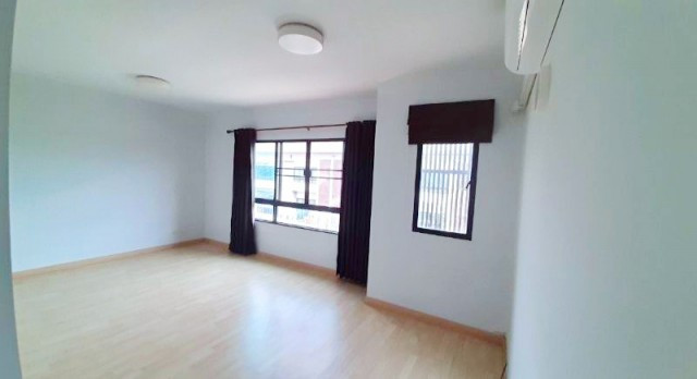 The Mall BangKhae 1 Km. Luxury 3-story townhome 3bed 3bath. Ring Road-BangKhae MRT LakSong.750m. L – รูปที่ 4