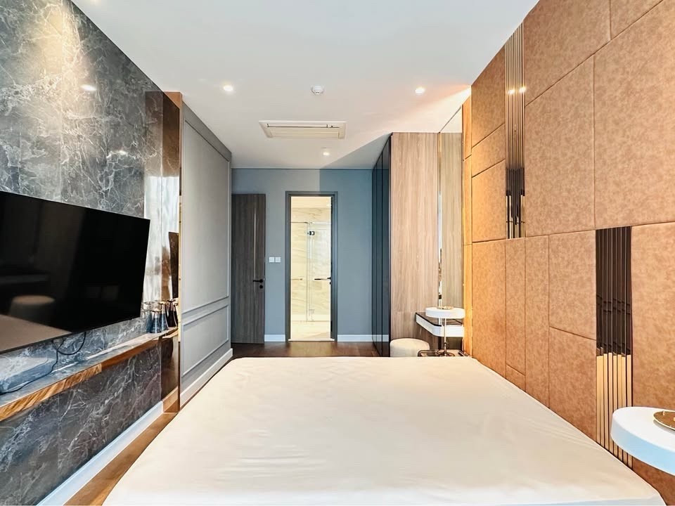 3 beds 2 baths – รูปที่ 2