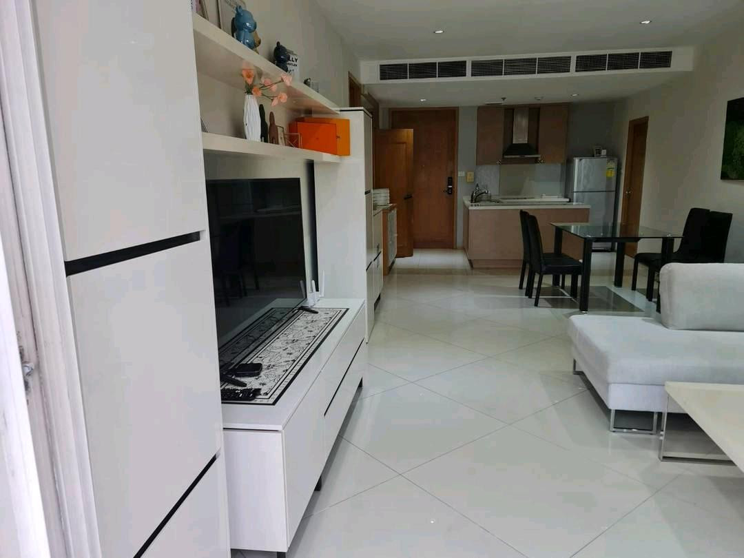 Empire Place Sathorn for rent