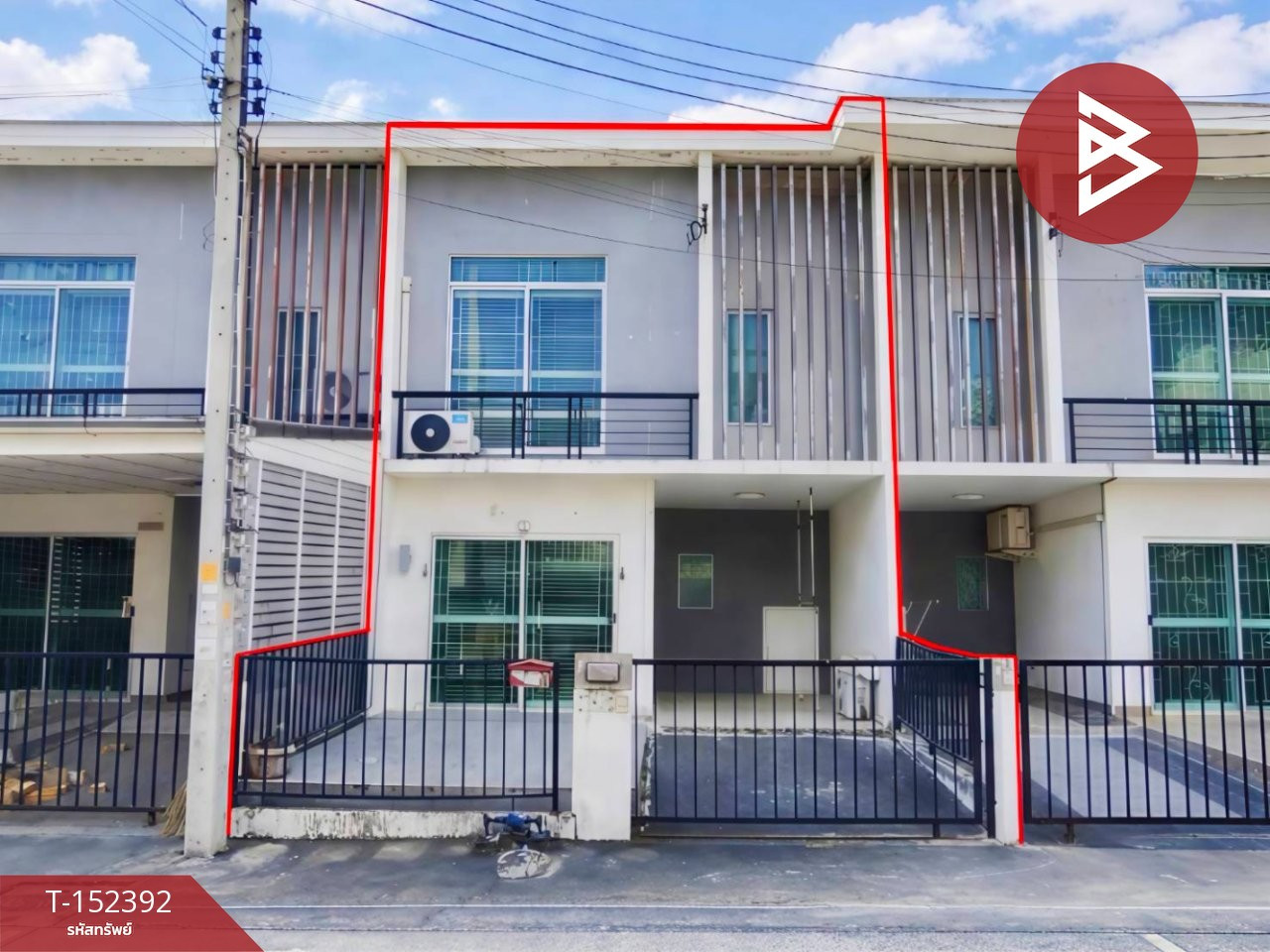 Townhouse for sale Pruksa 93 Phahonyothin-Navanakorn Village, Pathum Thani