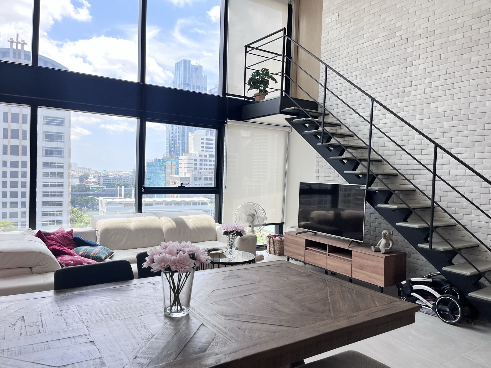 2 beds 1 bath 2 beds 1 bath