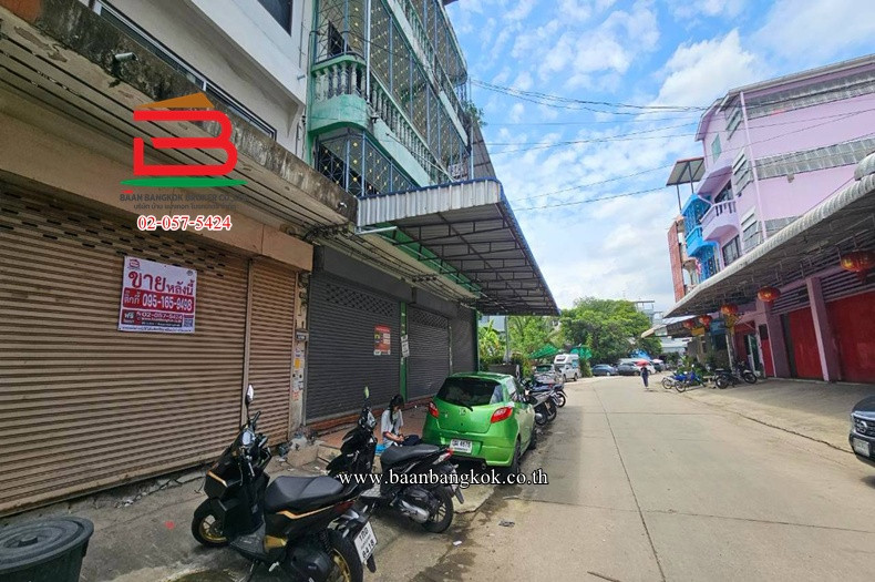 อาคารพาณิชย์ 3.5 ชั้น (ขายตามสภาพ) เนื้อที่ 28 ตร.ว. มั่งมี เทียนทะเล ซอยสะแกงาม 35/3 แยก 6 ถนนสะแกงาม แขวงแสมดำ เขตบางขุนเทียน – รูปที่ 2