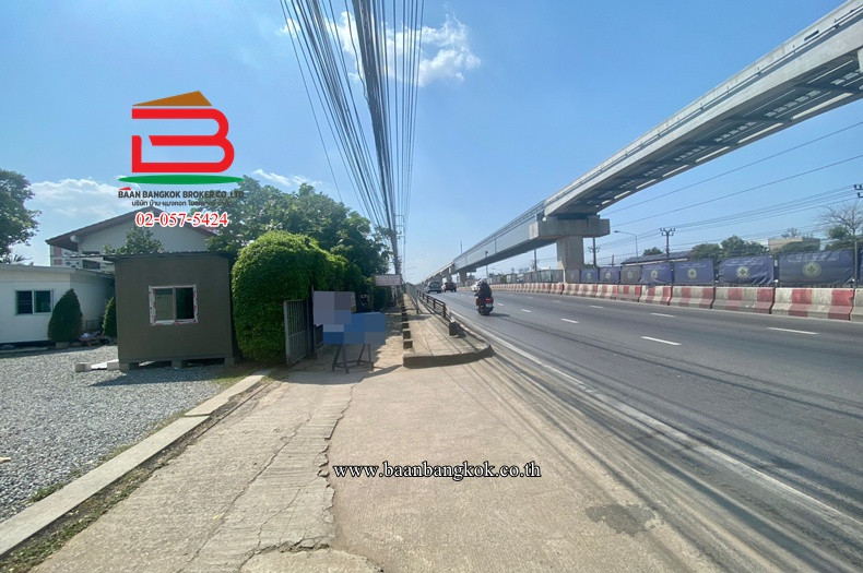 ที่ดินเปล่าถมแล้ว ติดถนนรามอินทรา เนื้อที่ 293 ตรว. ใกล้แม็คโคร รามอินทรา ถนนรามอินทรา แขวงบางชัน เขตมีนบุรี