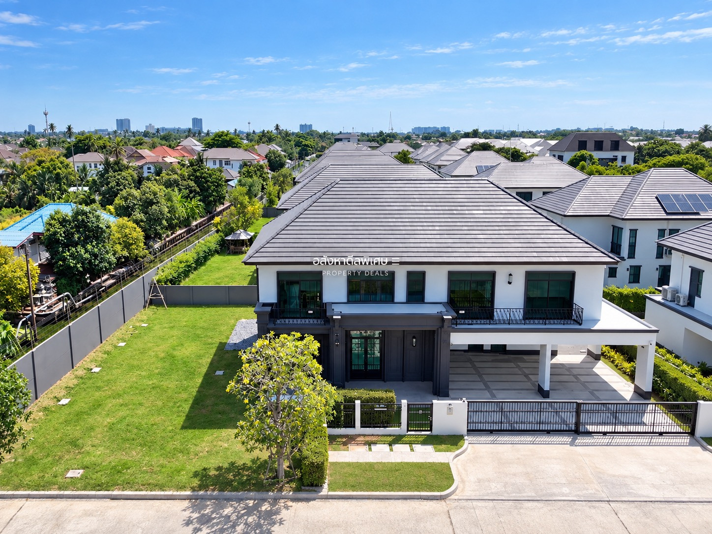 Resale| very good value, Setthasiri Ratchaphruek-Sai 1, new house, built-in with furniture, new house, never lived in. On the largest land in the project Resale| very good value, Setthasiri Ratchaphruek-Sai 1, new house, built-in with furniture, new house, never lived in. On the largest land in the project