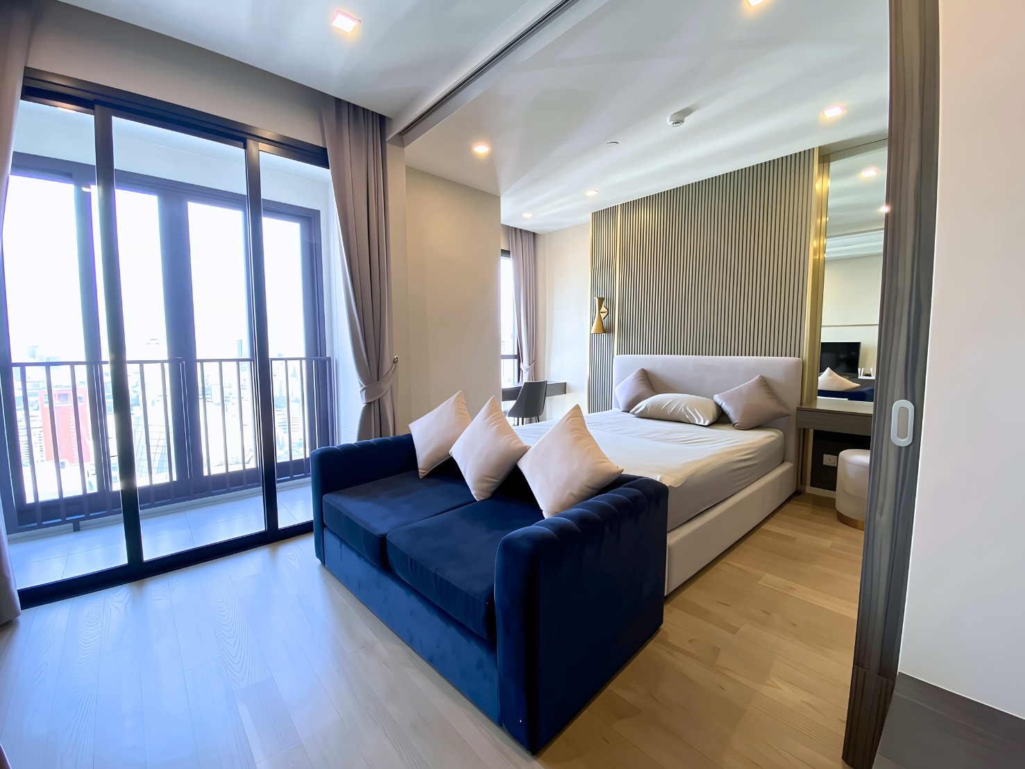🏢 Ashton Asoke Com100％ – รูปที่ 2