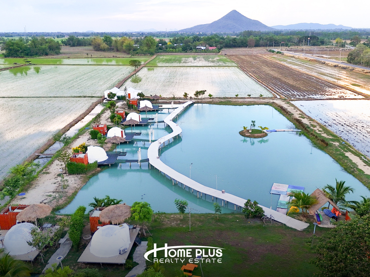🌳 Land with cafe for sale – Neramit Cafe Chainat 🌳 Land with cafe for sale – Neramit Cafe Chainat