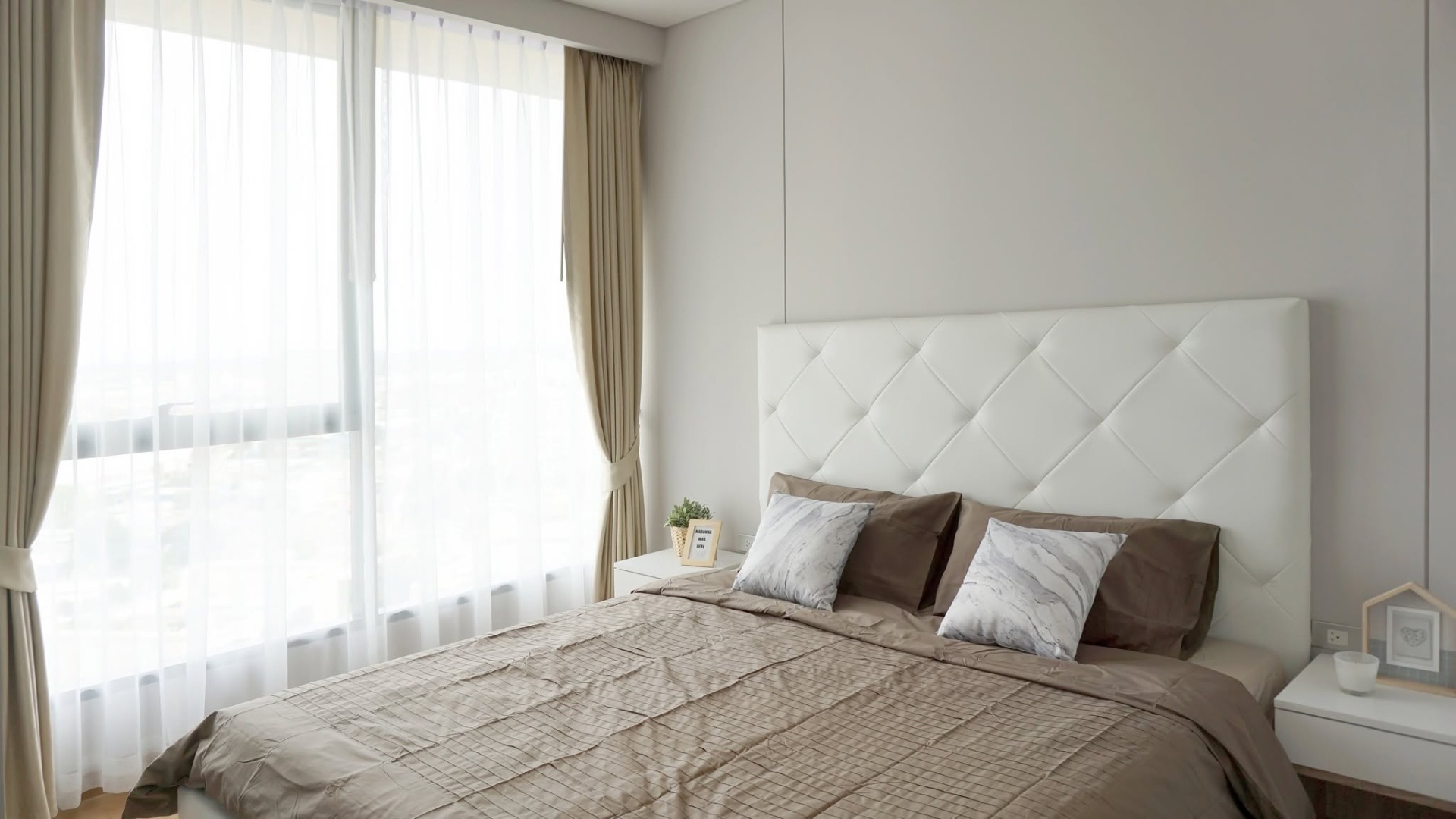 🔥Rent Now🔥 The Lumpini 24, near BTS Phrom Phong station. Fully furnished and ready to move in.