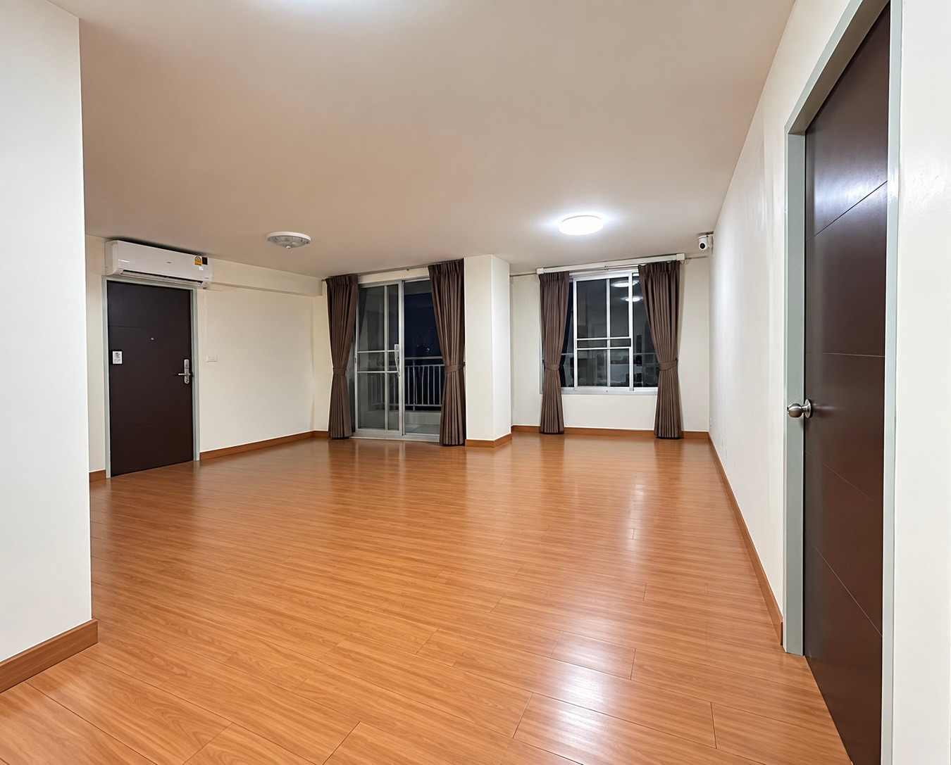 ขายด่วน! The Parkland Bangna | เดอะพาร์คแลนด์ บางนา ขายด่วน! The Parkland Bangna | เดอะพาร์คแลนด์ บางนา