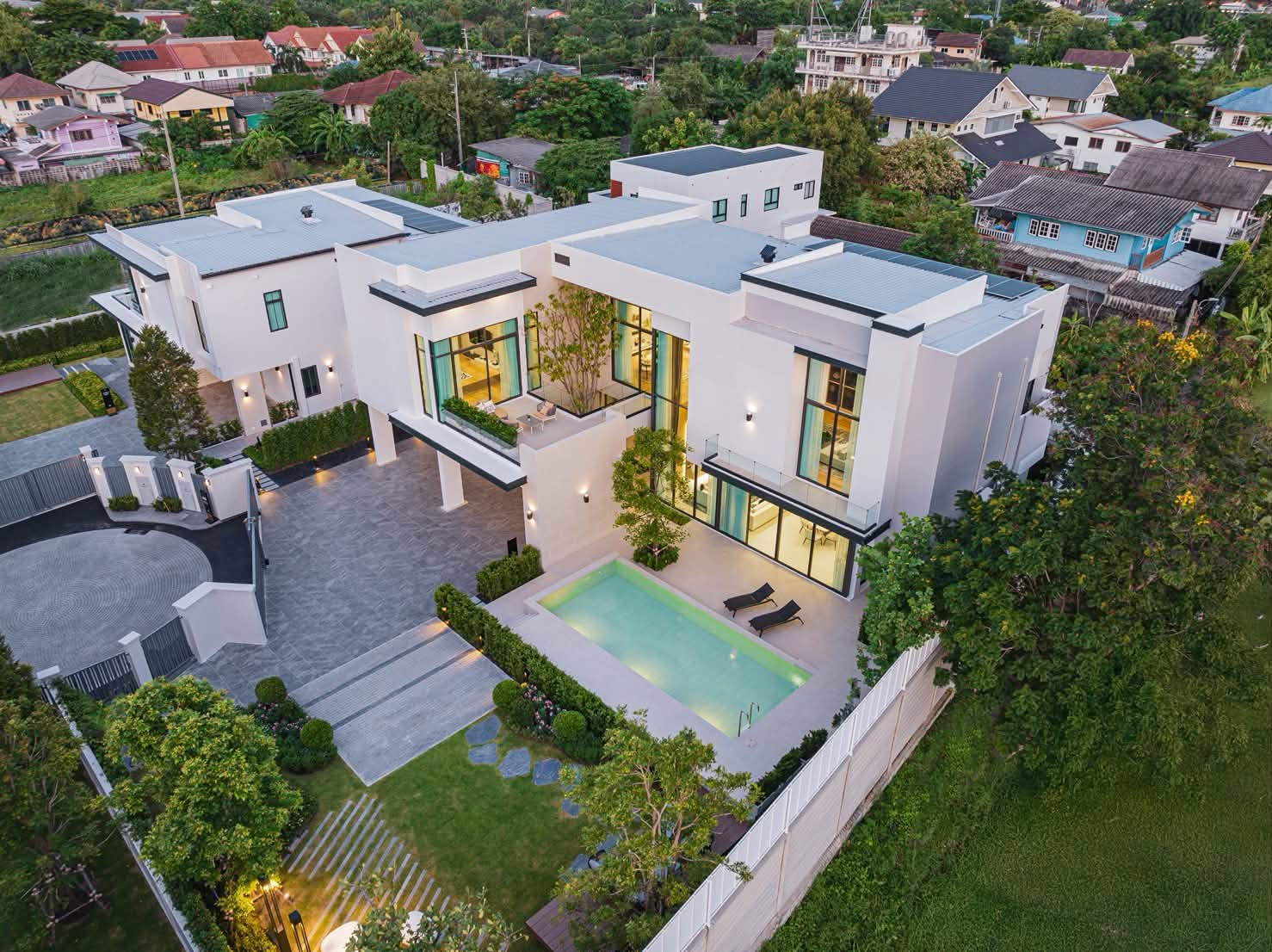 🏡 For rent 𝗧𝗛𝗘 𝗠𝗔𝗦𝗧𝗘𝗥 Ratchaphruek-Pinklao | Luxury detached house | Land 238.20 sq m. | Usable area 720 sq m | 4 bedrooms ✨