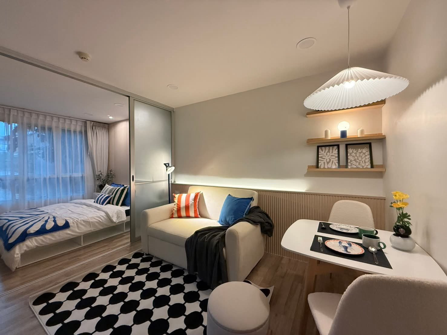 ME2500635 Condo for sale, good location, Dcondo On Nut-Rama 9, fully furnished, just carry your bags and move in.