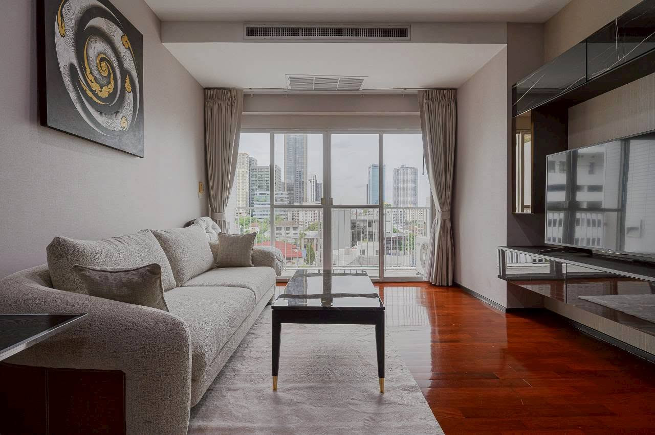Luxury condo for rent, large unit, Noble Ora, 7th floor, spacious usable area 108 sq m. Luxury condo for rent, large unit, Noble Ora, 7th floor, spacious usable area 108 sq m.