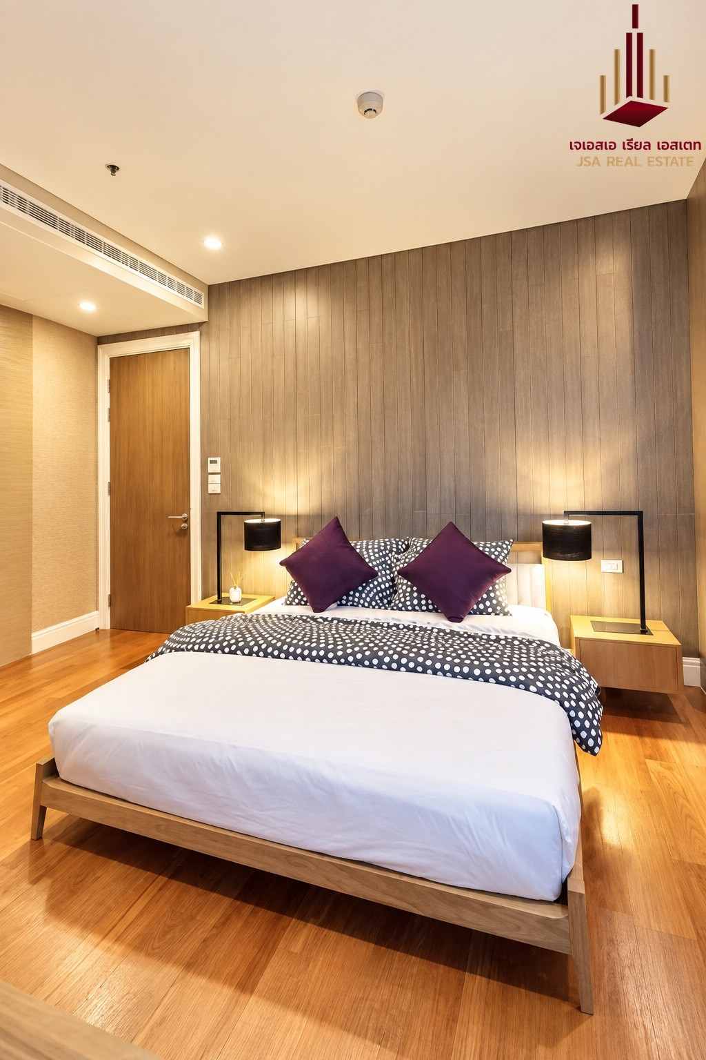 ✨ For Rent: Bright Sukhumvit 24 Condo ✨ 💰 Only 45,000 THB/month