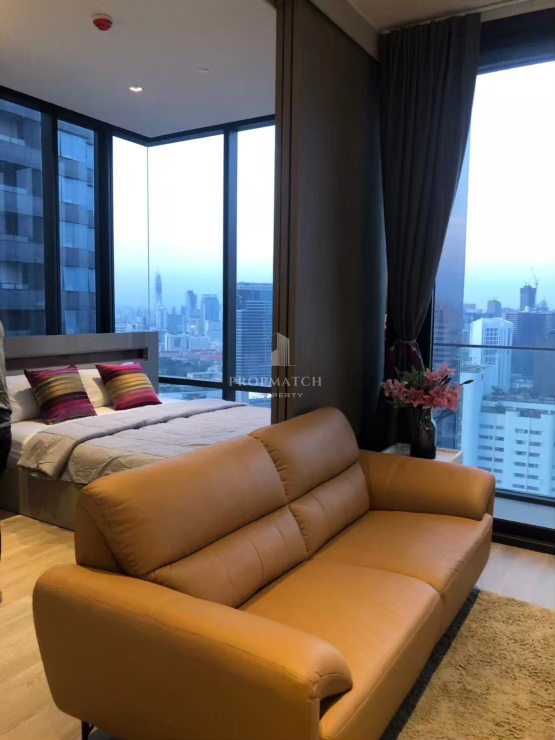 ✨Flash Deal ✨ Ashton Silom ( 1Bed 1Bath 37SQM.) พร้อมอยู่ ! เพียง 37,000 บาทต่อเดือน Tel.0981315848@propmatch 