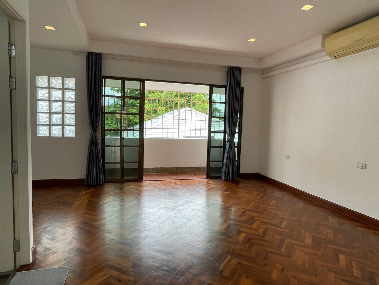 Rent Large home office Ekkamai 22  – รูปที่ 4