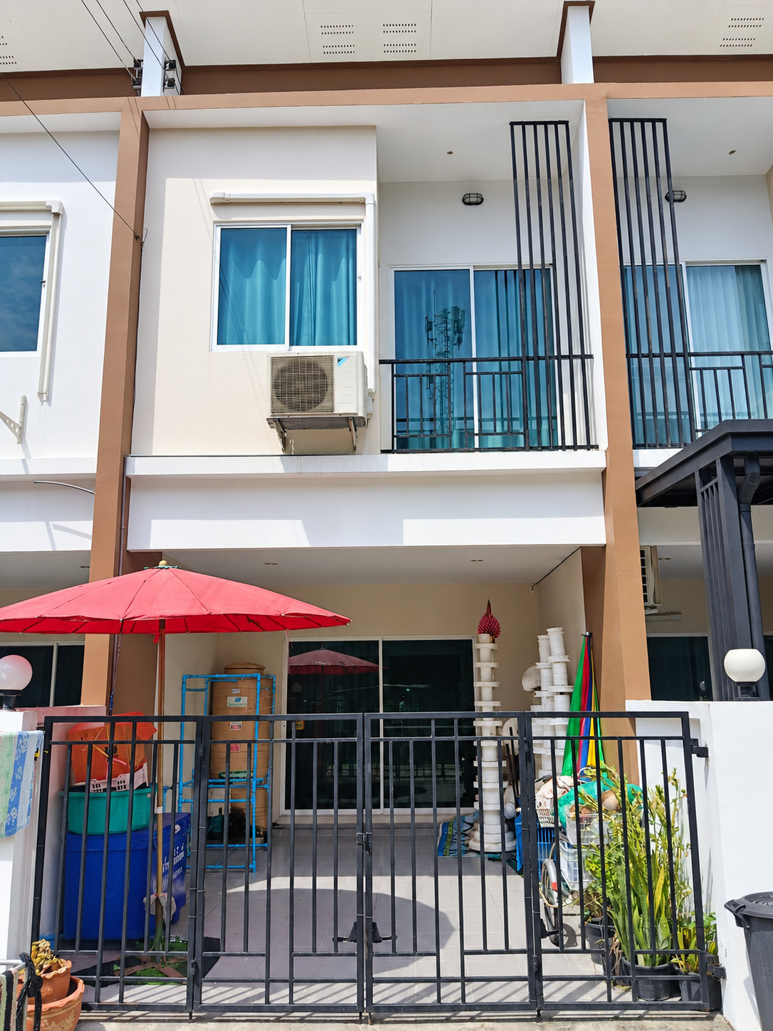 🏡 ทาวน์โฮม 2 ห้องนอน พื้นที่ใช้สอย 110 ตร.ม. 🏡 เค.ซี. คลัสเตอร์ รามอินทรา