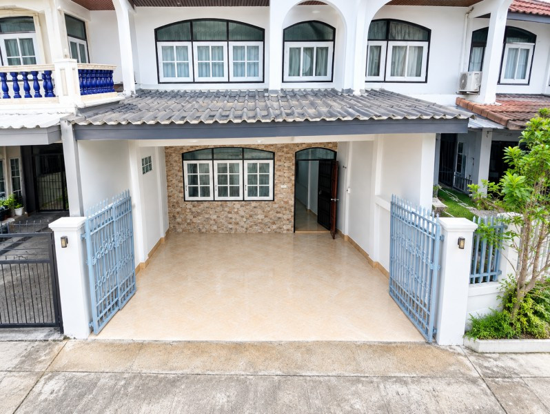 Nawamin20-28 2Bed 2Bath Townhous Lotus's Sukhaphiban 1 (1.3 km), MaxValu8,998Baht/month Nawamin Phir