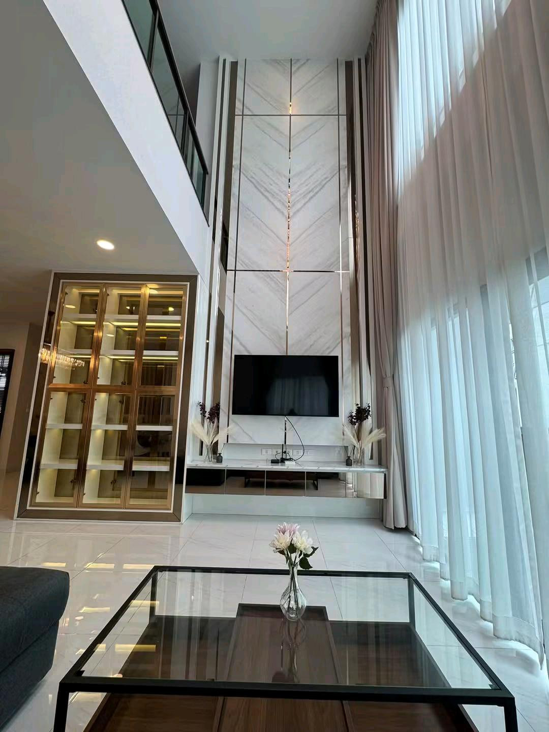 ✨🚗 Modern Luxury | บ้านหลังใหญ่ พร้อมอยู่ | เฟอร์ครบ ทำเลเดินทางสะดวก ใกล้ทางด่วนสุขาภิบาล 5 เข้าเมืองง่าย – รูปที่ 3