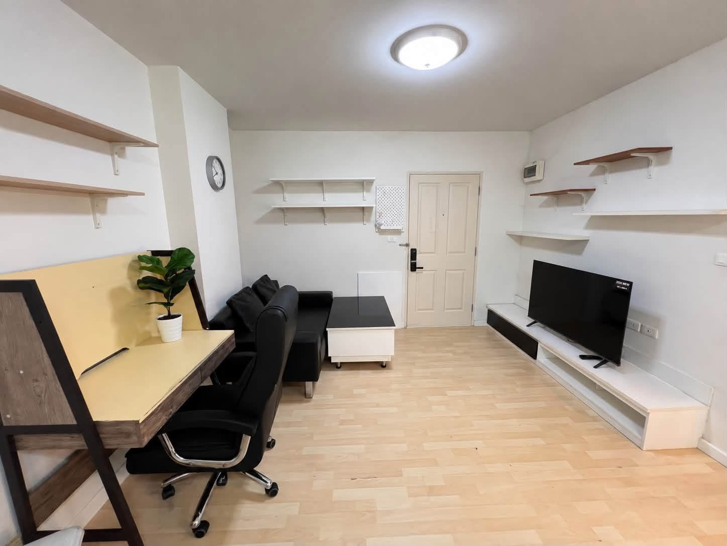 🔥🔥 Big room 30 sq m. Price less than 9,000‼️ 🔥🔥 🏡 D Condo Ramintra 💥 For rent only 8,980 baht/month. 🔥🔥 Big room 30 sq m. Price less than 9,000‼️ 🔥🔥 🏡 D Condo Ramintra 💥 For rent only 8,980 baht/month.