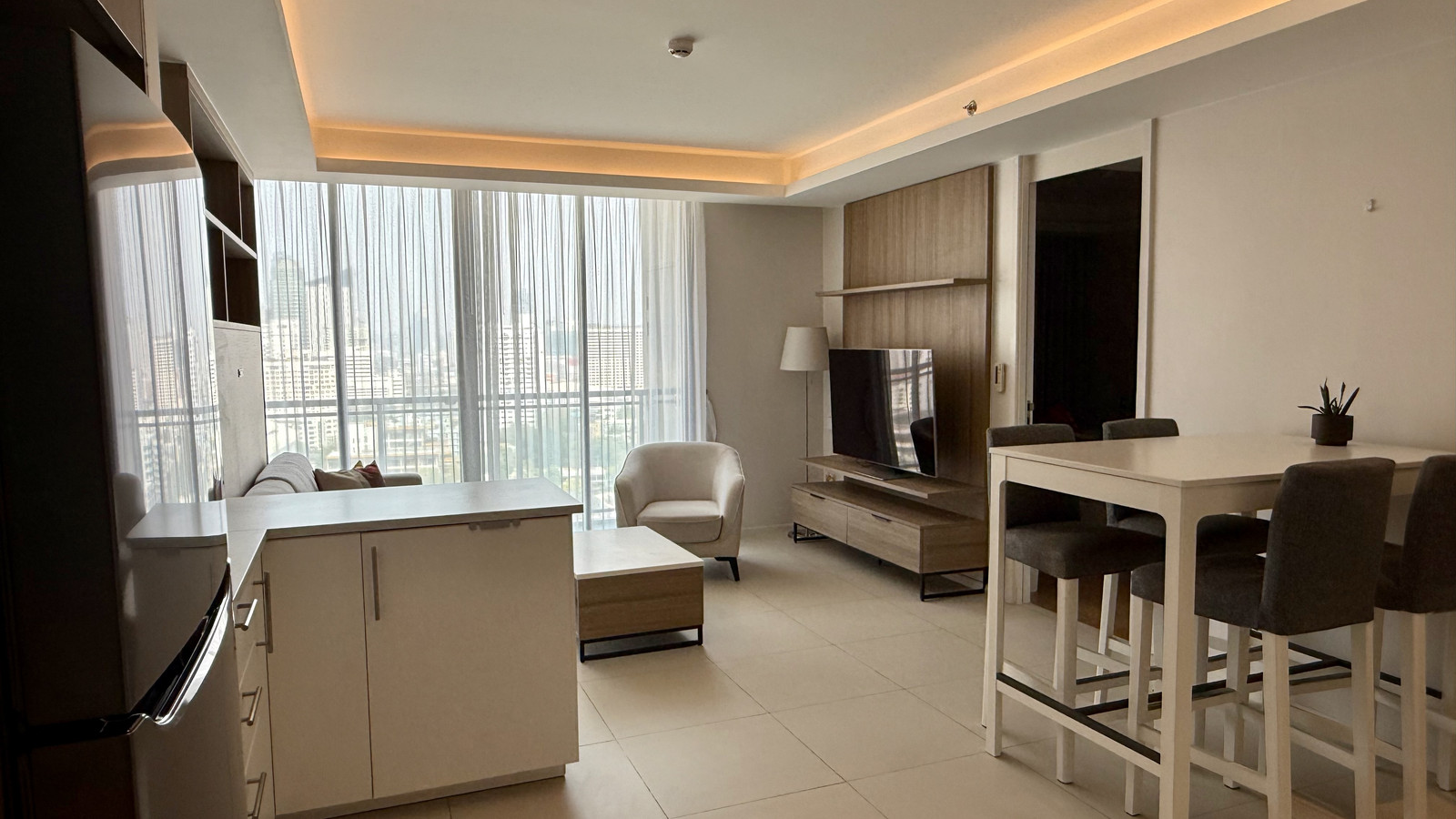 Circle Sukhumvit 31 for sale | 2 bedrooms, 2 bathrooms | In the heart of Sukhumvit | Beautiful view, fully furnished. Circle Sukhumvit 31 for sale | 2 bedrooms, 2 bathrooms | In the heart of Sukhumvit | Beautiful view, fully furnished.