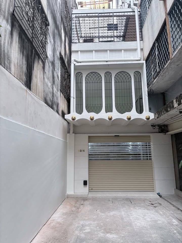 เช่าบ้าน Townhouse in the City Center, Siam - Banthat Thong Area/ทาวน์เฮ้าส์ ใจกลางเมือง ย่านสยาม บรรทัดทอง (F6909044)