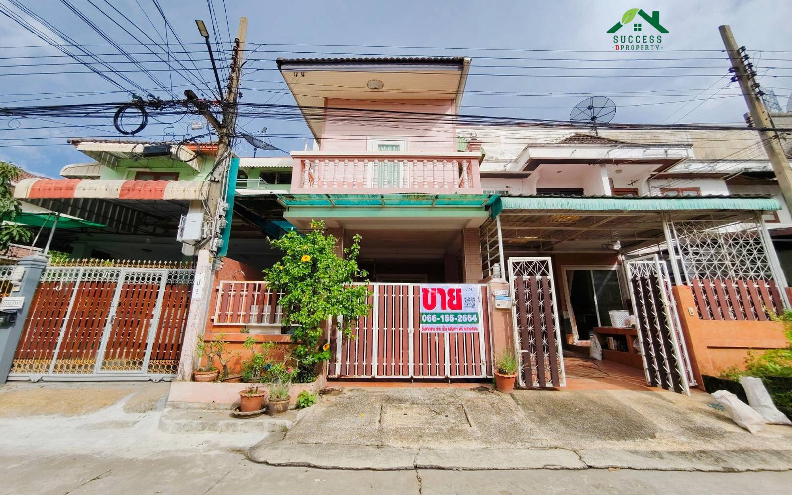 Townhouse for sale, Sasikarn Village, Theparak-Srinakarin, fully renovated, located at Theparak intersection. Good location, convenient travel, close to Sri Thepha BTS 300 m., close to the Ring Expressway 5 minutes. – รูปที่ 2