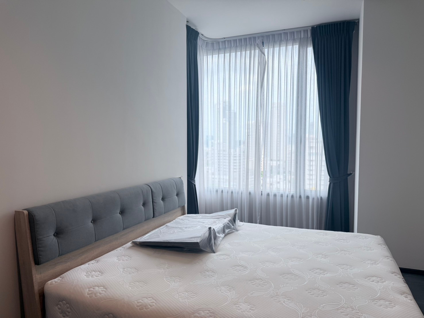 For Rent Edge Sukhumvit 23 — 1 Bedroom | BTS Asoke | Fully Furnished GTN-0911