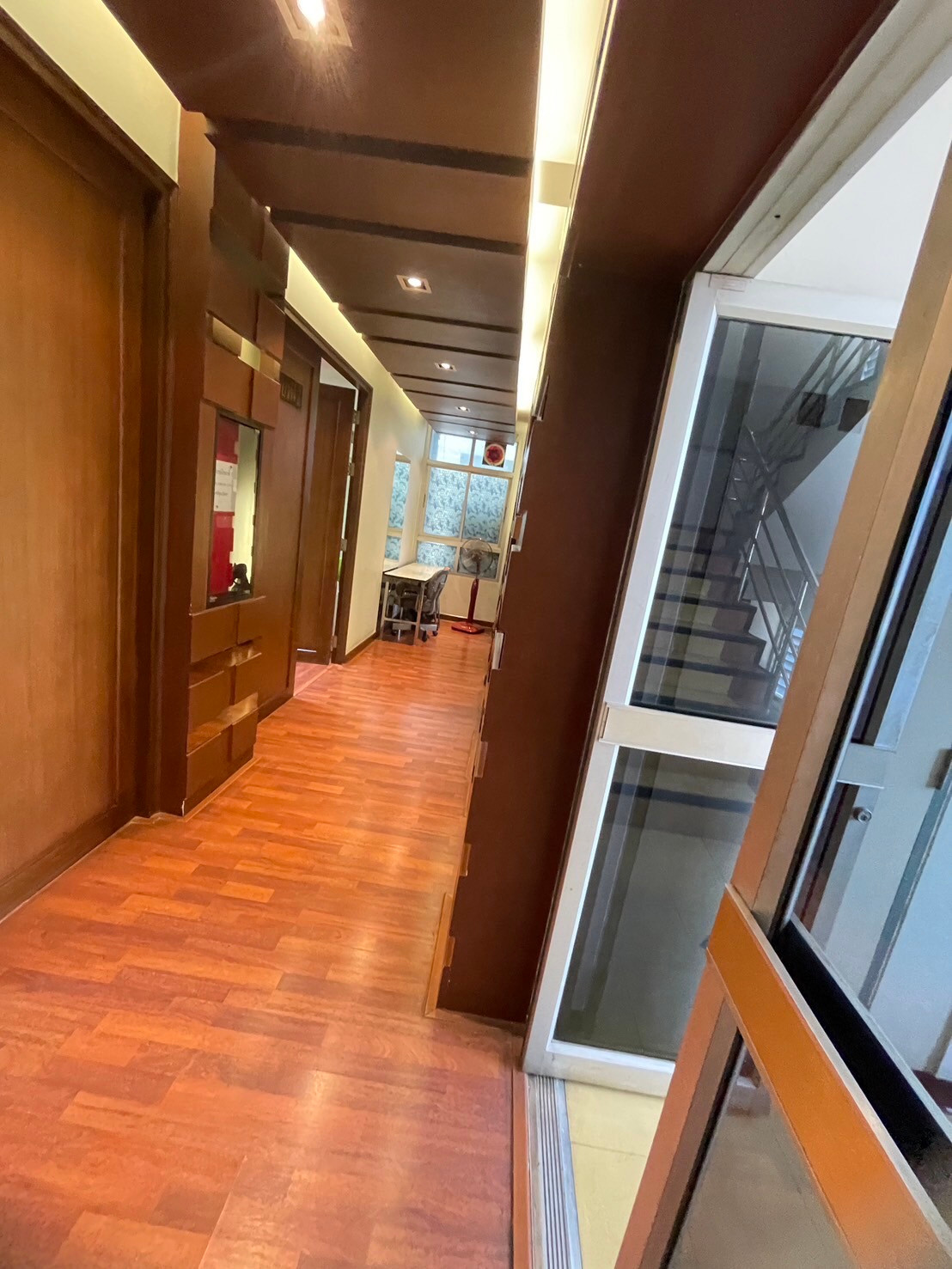 🔥Urgent for rent office space Suitable for an office Borommaratchachonnani Road, near Central Pinklao – รูปที่ 2