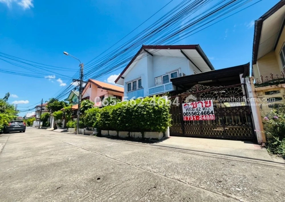 ขายบ้านเดี่ยว 2 ชั้น ย่านลาดพร้าว ซอยประเสริฐมนูกิจ 27 หมู่บ้านเสนานิเวศน์ 2 พื้นที่ 42 ตรว. ราคาคุ้มค่า เพียง 4.99 ล้านบาทเท่านั้น! ใกล้นวมินทร์ ซิตี้ อเวนิว – รูปที่ 3
