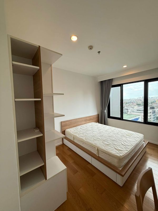 FOR RENT: Blocs 77 | 19,000 THB/Month