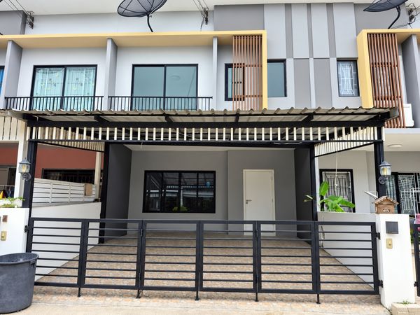 🔥 Townhome 3 bedrooms 🏡 The Connect 2 Bangna (Km.10 - Suvarnabhumi) 💰 1,920,000 baht