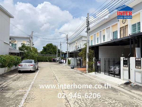 ทาวน์เฮ้าส์ 2 ชั้น 22.2 ตร.ว. หมู่บ้านเดอะนีช พระยาสุเรนทร์30 ใกล้ตลาดมีนบุรี บิ๊กซีมีนบุรี ซอยพระยาสุเรนทร์30 ซอยรามอินทรา109 ถนนพระยาสุเรนทร์ เขตคลองสามวา กรุงเทพมหานคร 