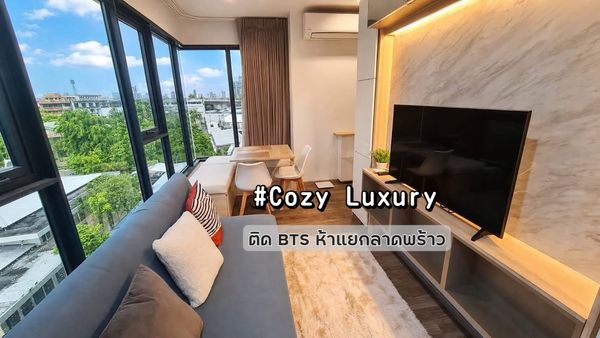✨Corner room, beautifully decorated✨For rent, Life Ladprao Valley, next to BTS Lat Phrao Intersection.
