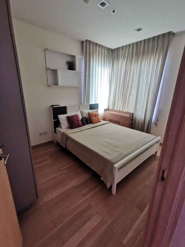 ✨ 2 bedrooms, 2 bathrooms | High floor with wide and well-proportioned living space 📍 Siri at Sukhumvit