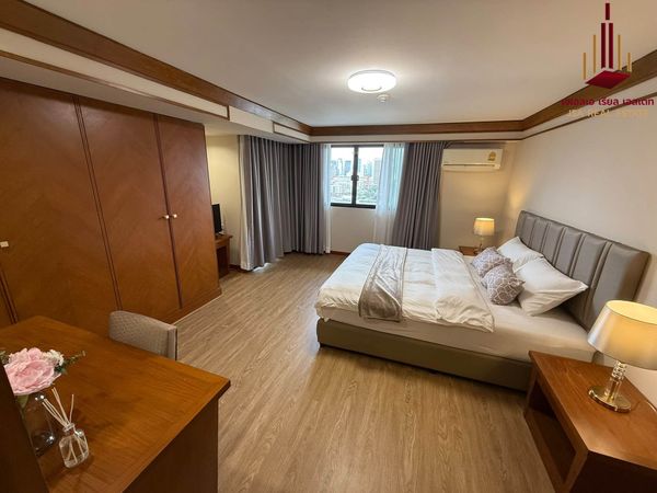 ✨ For Rent: United Tower Condo ✨ 💰 Only 50,000 THB/month