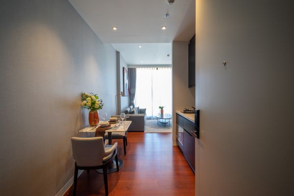 🏙️ ให้เช่าคอนโด KHUN by YOO by Sansiri (คุณ บาย ยู) — Luxury Condominium ใจกลางทองหล่อ