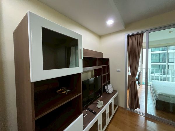 ถูกที่สุดในตึก ✨ ให้เช่า The Line ตึก A 1 ห้องนอน 38sqm เฟอร์นิเจอร์และเครื่องใช้ไฟฟ้าครบ เพียง 13,000 บาท 📞 โทรเลย 065-2614622 แทมมี่