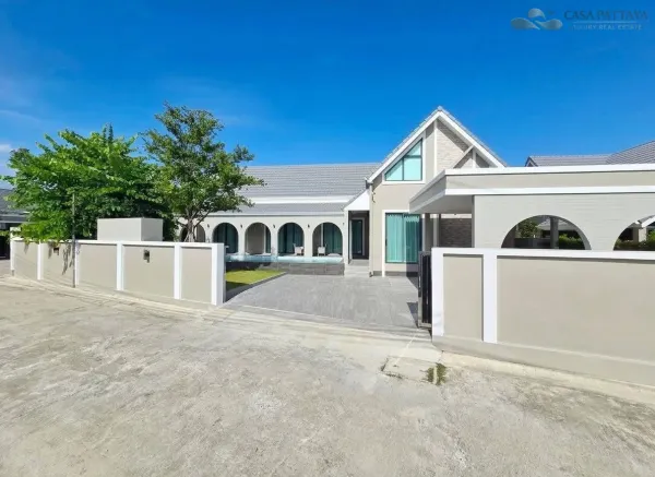 Brand New Pool Villa for Sale (Corner Unit) – Mapprachan