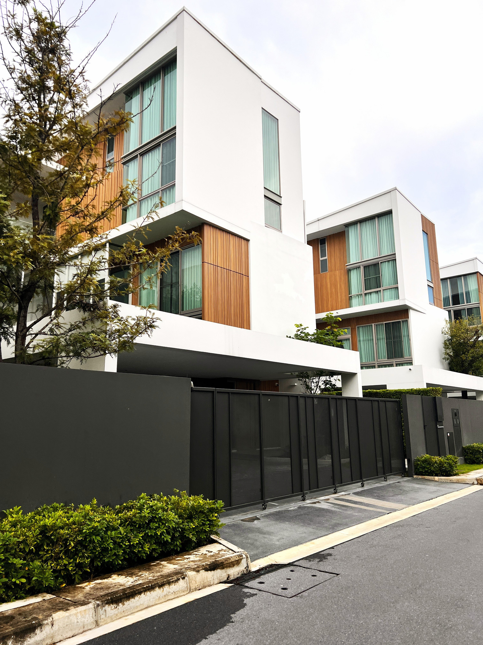 RH092426 For rent, 3 bedroom detached house at VIVE Rama 9 Krungthep Kreetha. RH092426 For rent, 3 bedroom detached house at VIVE Rama 9 Krungthep Kreetha.
