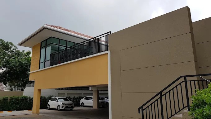 For rent: Lazio Condominium Sriyan, 2 bedrooms, 1 bathroom.