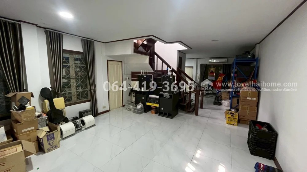 2-story townhouse for sale, Lam Luk Ka Road 11 (Sema Fa Kram), Busarin Village, Soi 1, Lam Luk Ka, Khlong 2, Pathum Thani, large area 53.1 sq m., got a site like a single house, selling for only 2.95 million baht. Near the Green Line, Khu Khot Station. – รูปที่ 4