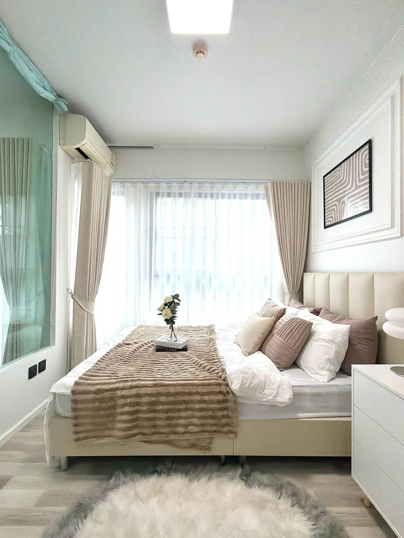 Urgent sale, beautifully decorated condo, EASE Condo Rama 2, near the mall, near the hospital.
