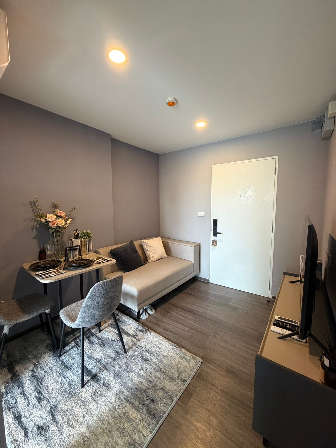 🏡 Condo for Rent: Flexi Sathorn-Charoen Nakhon, near BTS Krung Thon Buri ✨ Low-rise condo near Icon Siam   🚘