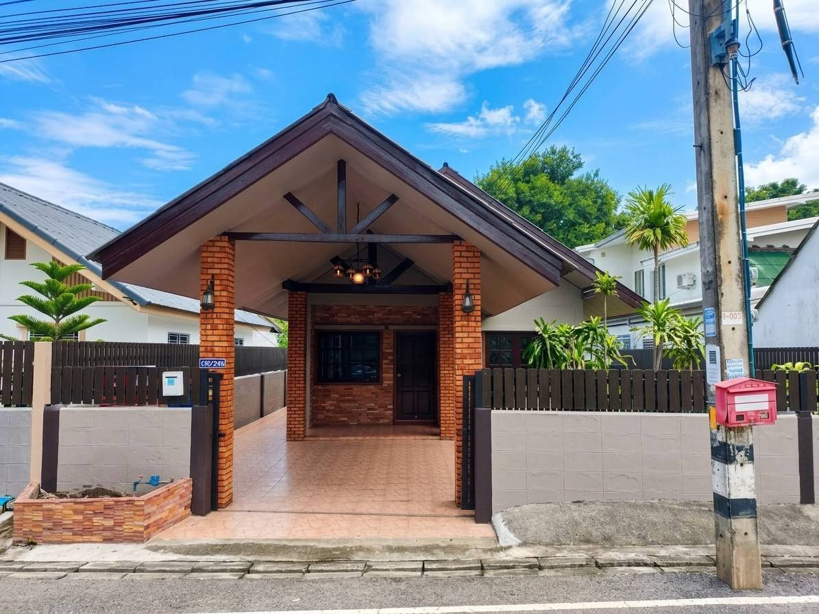 The best in this area!! Single-storey detached house Whole house renovated, Mueang District, Chiang Mai Province, near Makro, Big C, Central, Airport. The best in this area!! Single-storey detached house Whole house renovated, Mueang District, Chiang Mai Province, near Makro, Big C, Central, Airport.