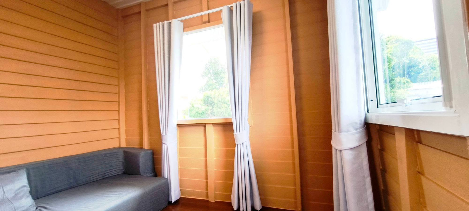 ✨🏡 House for rent, Udomsuk 30, Intersection 21-4 ✔️ Highlights 🛡️ Tempered Glass throughout the house 🪟 Pleated mosquito nets + curtains throughout the house | Bedroom and 2nd floor Blackout 100% – รูปที่ 3